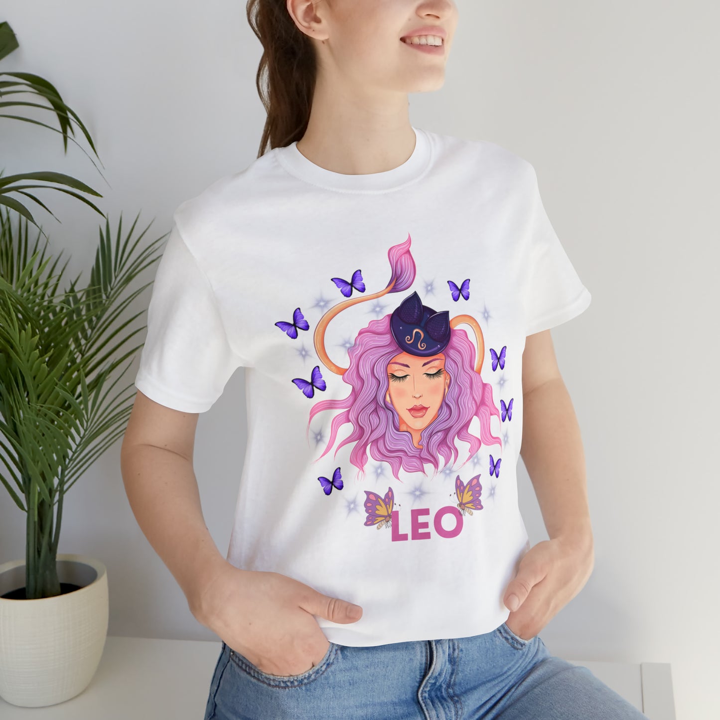 🦋 Leo 🦋 Zodiac Signs- Tees
