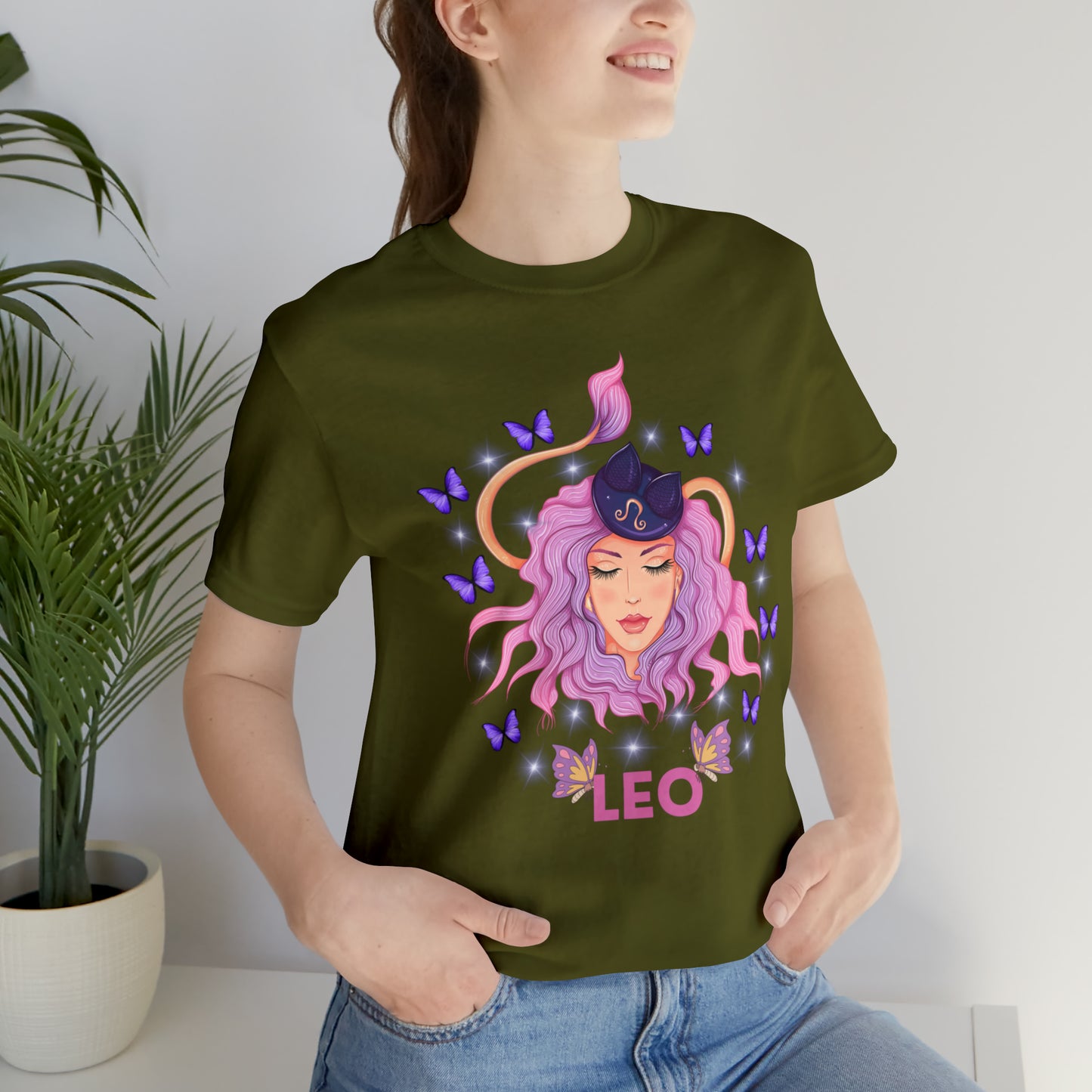 🦋 Leo 🦋 Zodiac Signs- Tees